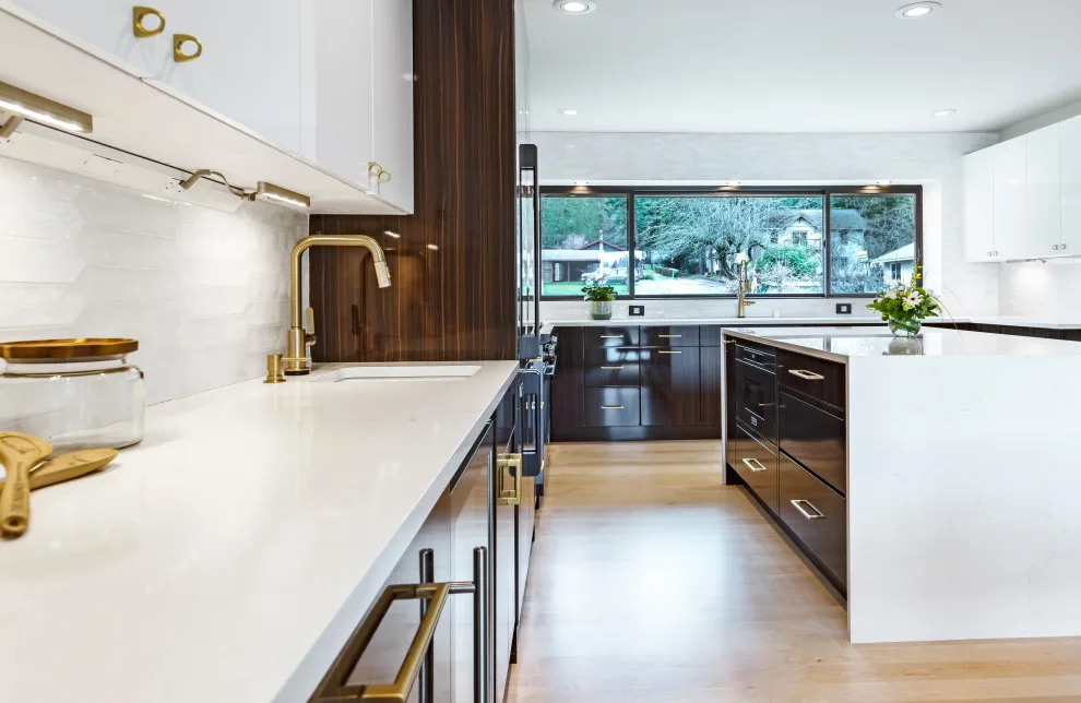 Contemporary Shine with Golden Highlights by Signature Design & Cabinetry LLC - Photo 10