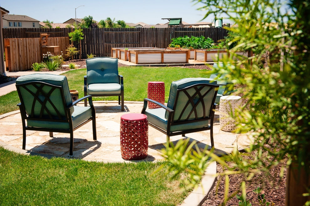 Johnson Backyard by Joe's Landscaping & Concrete, Inc. - Photo 2