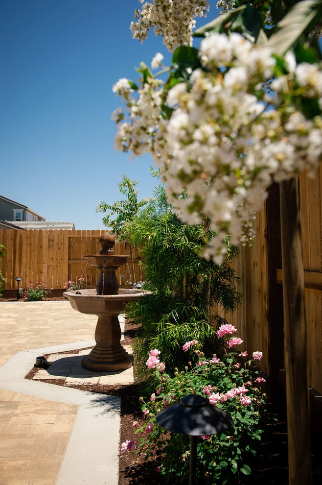 Splender's Backyard by Joe's Landscaping & Concrete, Inc. - Photo 7