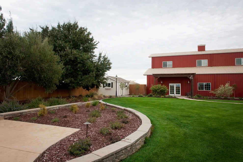 Cox Backyard by Joe's Landscaping & Concrete, Inc. - Photo 14