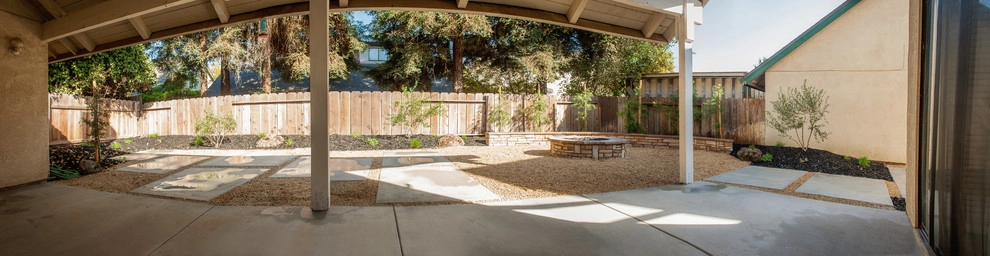 Cooper Modern Backyard by Joe's Landscaping & Concrete, Inc. - Photo 6