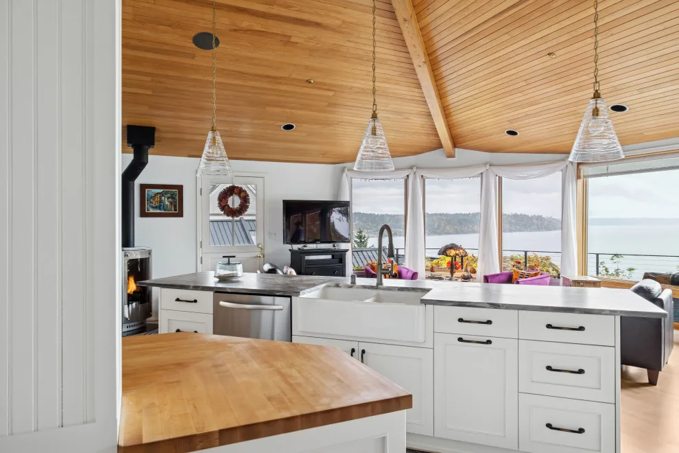 White Shaker Renovation by Signature Design & Cabinetry LLC - Photo 8