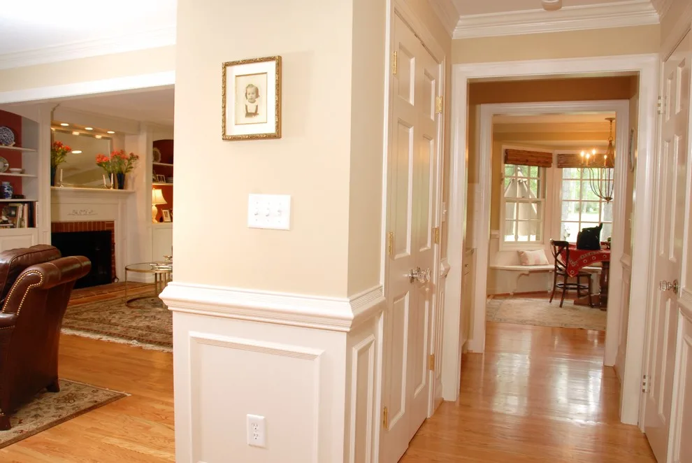 Williamsburg White Flat-Panel Kitchen Design by Buckeye Cabinet & Supply, Inc. - Photo 7