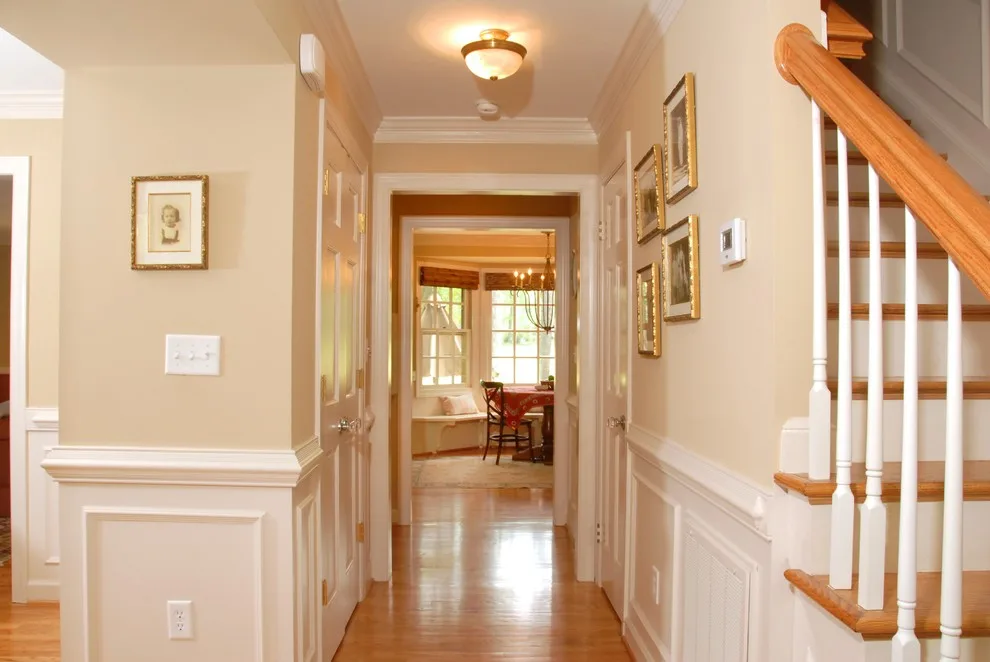 Williamsburg White Flat-Panel Kitchen Design by Buckeye Cabinet & Supply, Inc. - Photo 25