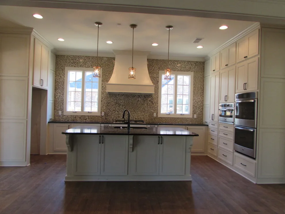 Worley Residences by Mike Whittington/kitchen And Bath Designer - Photo 15