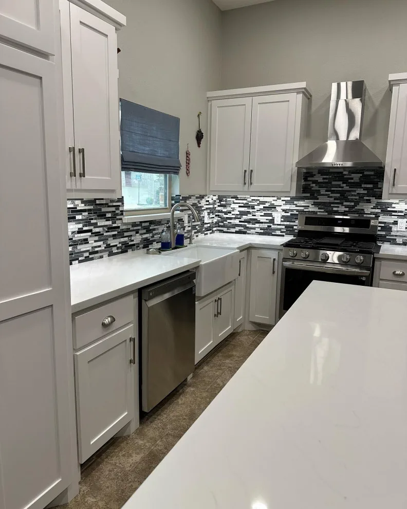 Calacatta White 2cm by E Morales Granite - Photo 2