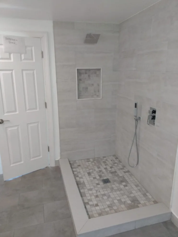 Bonetti Tile - Photo 12