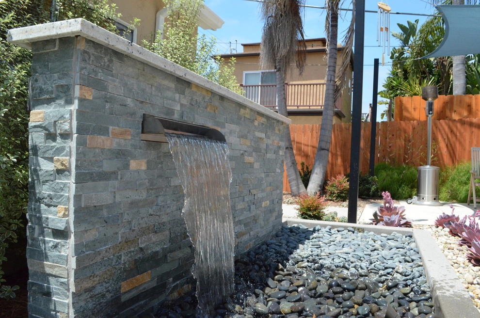 Pacific Beach Modern by Juniper Landscape Company - Photo 8