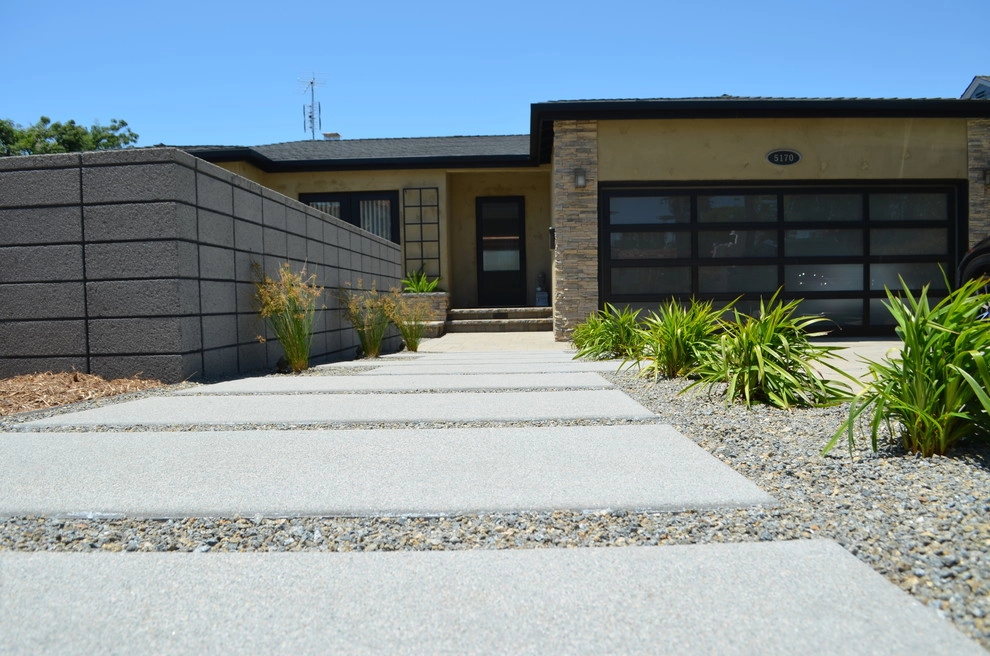 Kensington Modern by Juniper Landscape Company - Photo 2