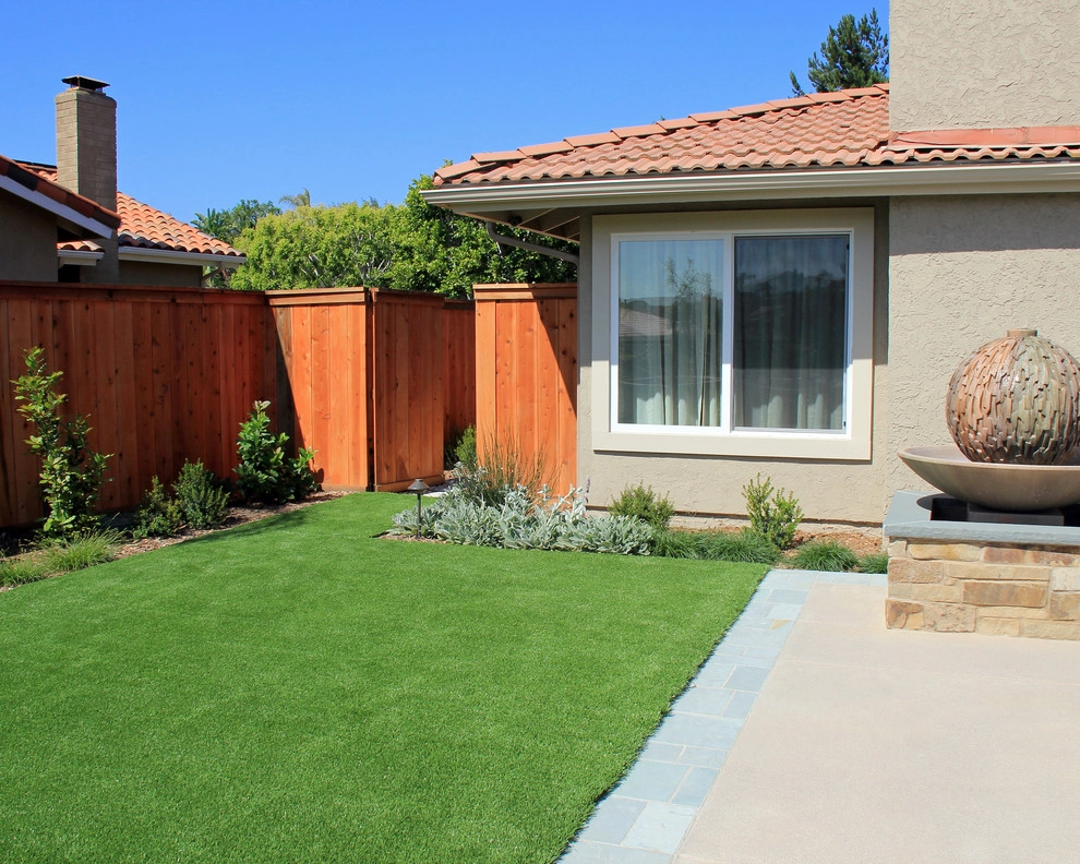 La Jolla Contemporary Ranch by Juniper Landscape Company - Photo 16