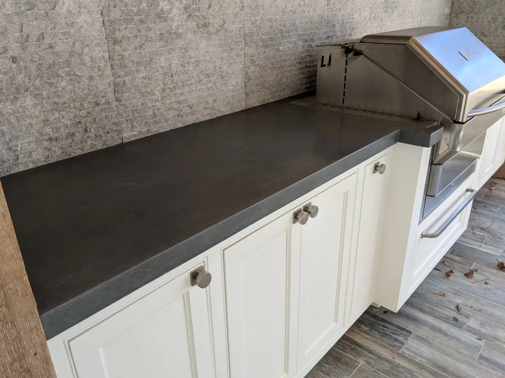 Overhill Road Al Fresco Kitchen by Birmingham Concrete Design, Inc - Photo 5