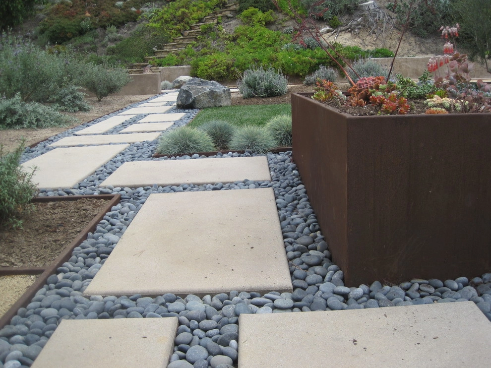 Del Mar Beach Modern by Juniper Landscape Company - Photo 4