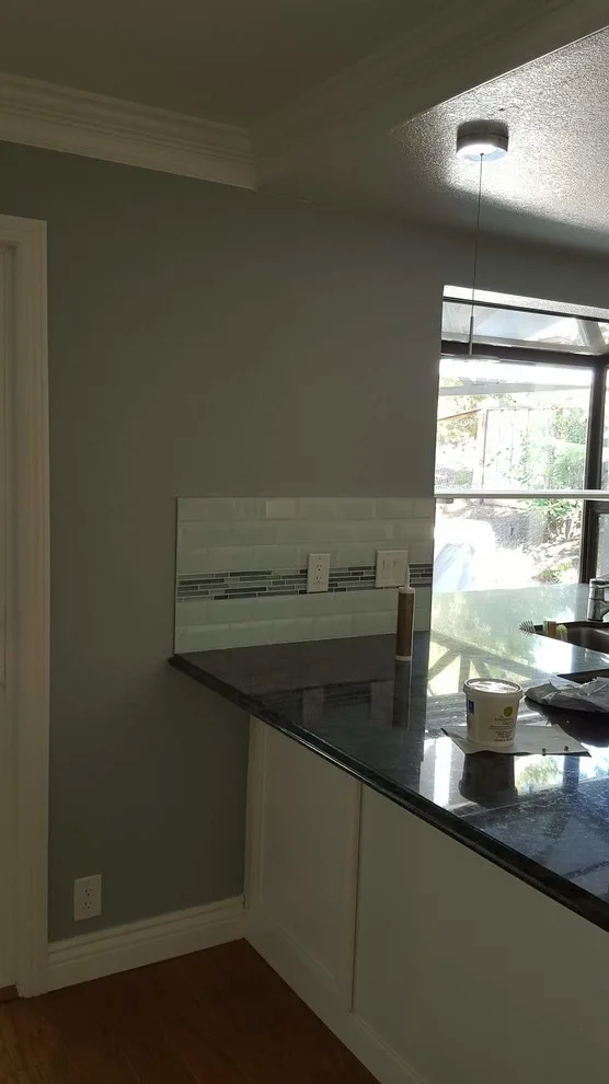 Glass backsplash for kitchens by StartTile - Photo 3