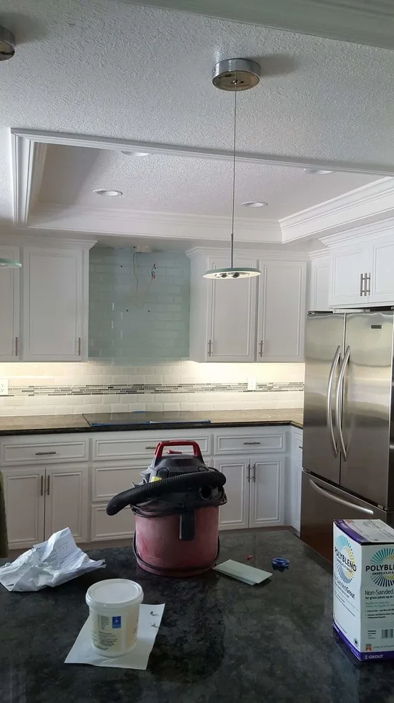 Glass backsplash for kitchens by StartTile - Photo 4
