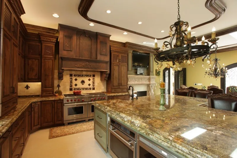 Glen Ellyn Classic Kitchen by Factory Plaza Inc - Photo 4