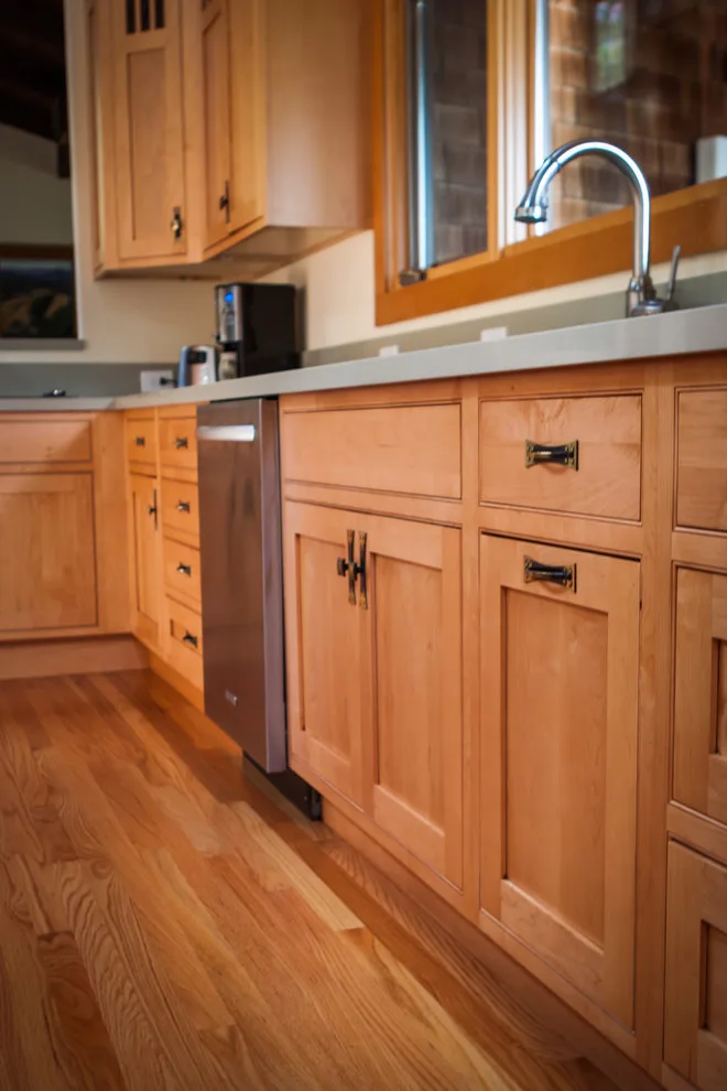 Hepperly Craftsman Renovation - Crystal Cabinet Works by Surface Art Countertops - Photo 16