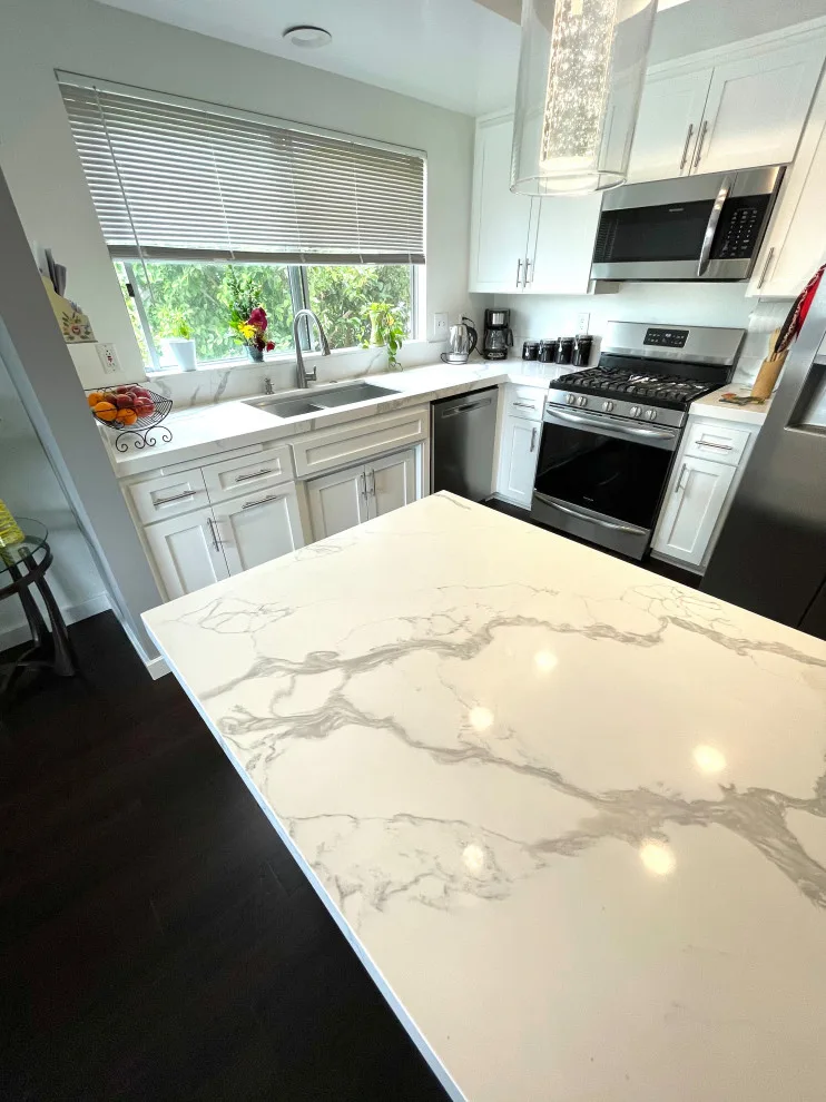 Calacatta Lazzia Quartz Kitchen Countertops by CMG Granite And Stone Inc. - Photo 7