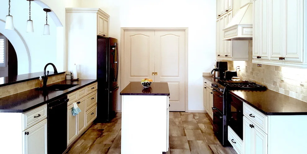 Stone Masters Kitchen & Bath Center - Photo 2