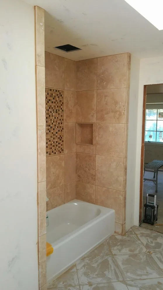 Marble shower tub by StartTile - Photo 3