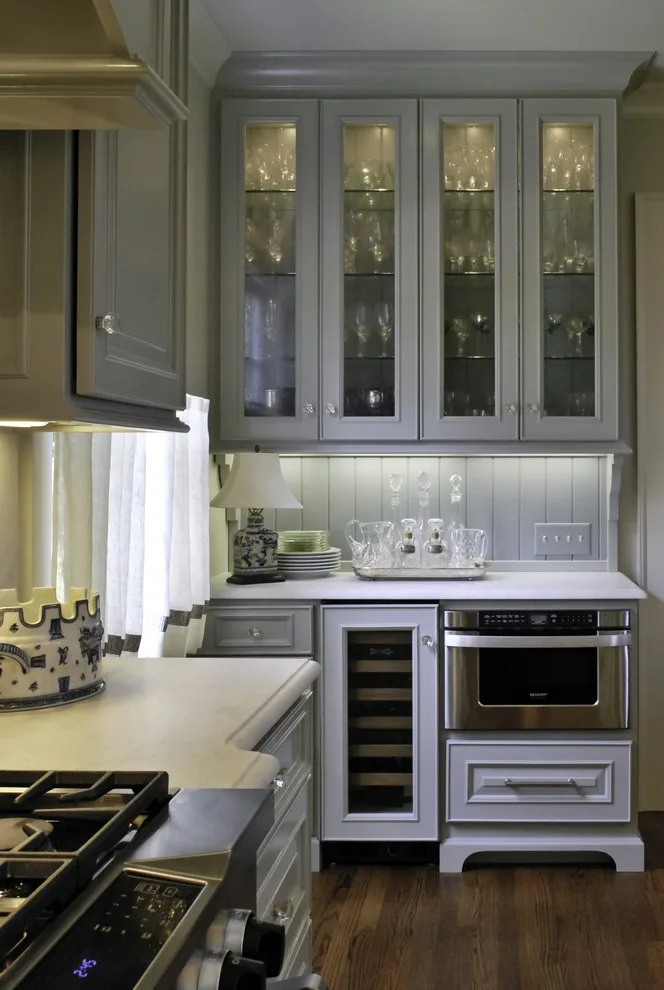BRADSHAW DESIGNS' Monte Vista Culinary Space by Delta Granite And Marble, Inc. - Photo 3