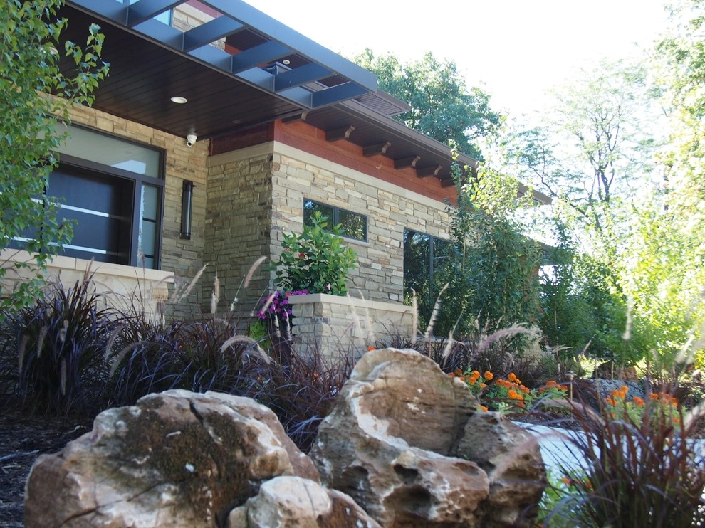 Contemporary Mountain Retreat by Kinghorn Gardens - Photo 6