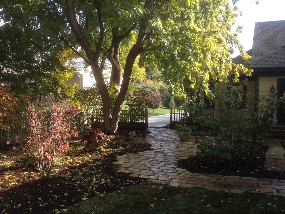 Side-yard Patio // Stormwater Management by Kinghorn Gardens - Photo 4