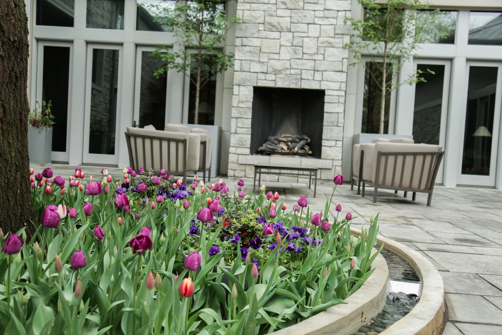 Brushstrokes of Spring Bulbs by Kinghorn Gardens - Photo 17