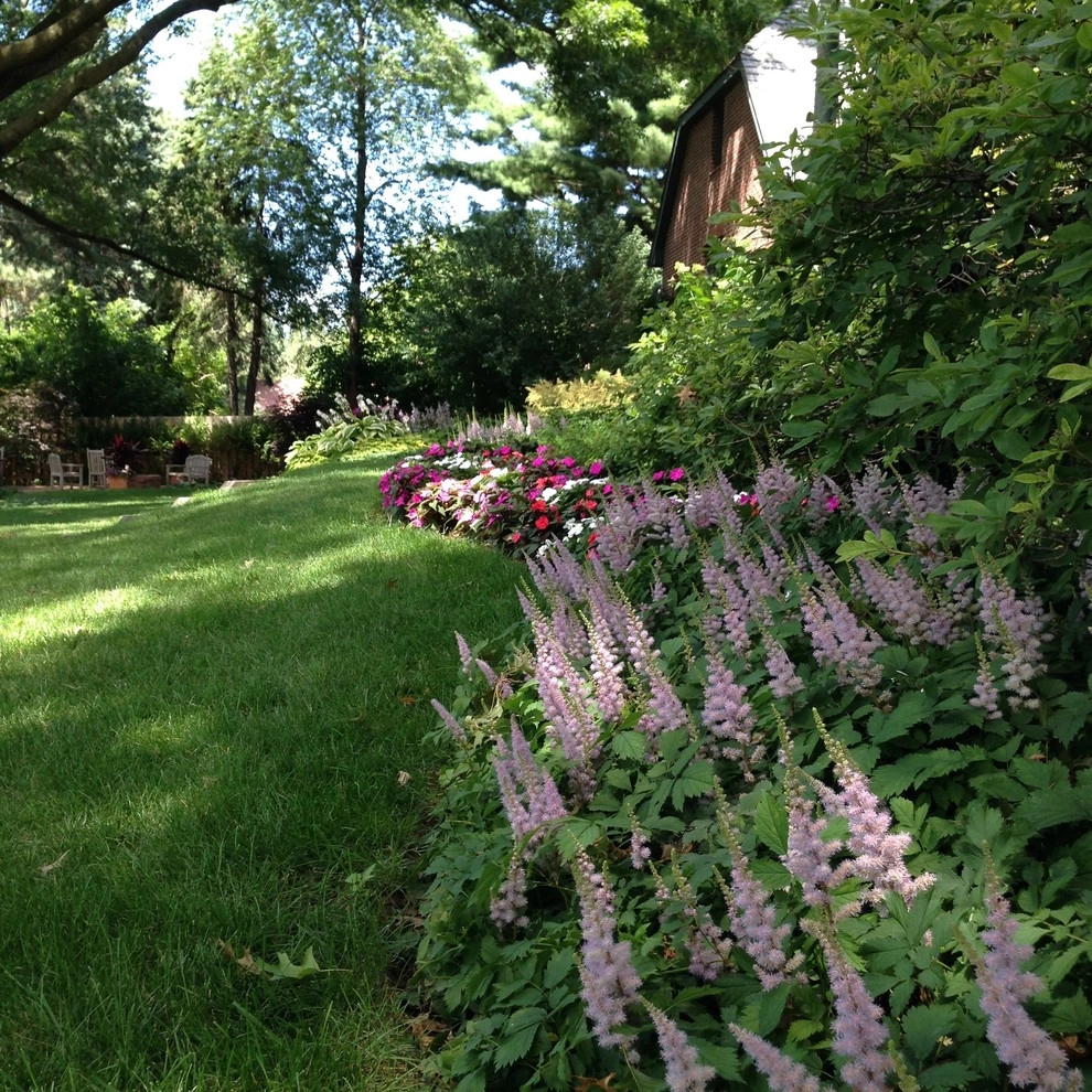 Charming Park-Like Backyard by Kinghorn Gardens - Photo 8