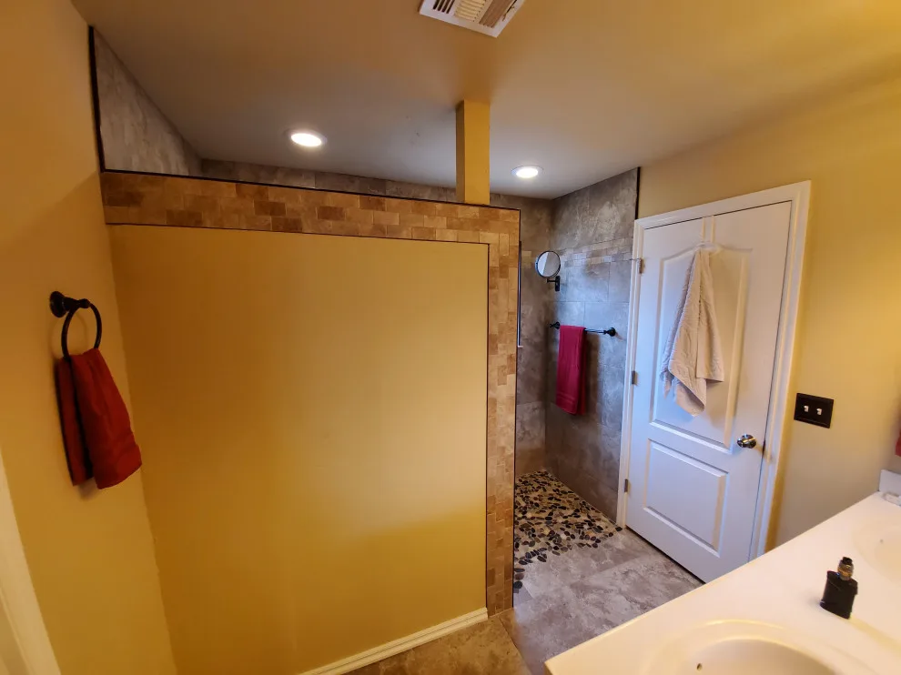 Seagraves Project by Stylin' Tilen' Flooring - Photo 13
