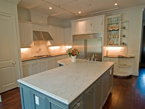 Stone Interiors LLC - Photo 5