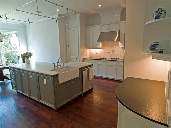 Stone Interiors LLC - Photo 2
