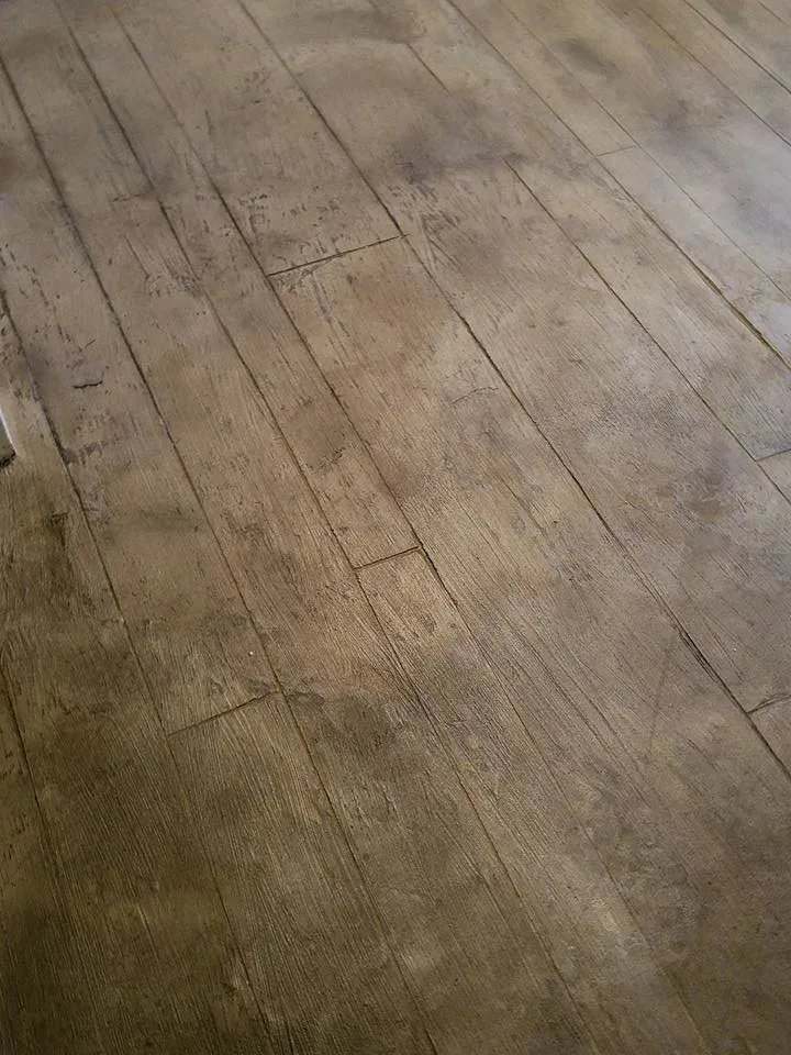 Timber-style flooring by ICoat Emerald Coast - Photo 4