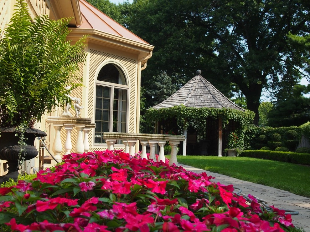 Small Space Italian Getaway by Kinghorn Gardens - Photo 10