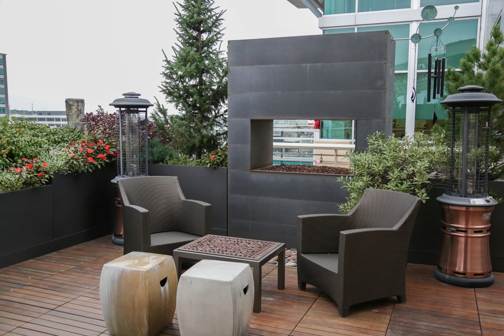 Small Space Rooftop Garden by Kinghorn Gardens - Photo 3