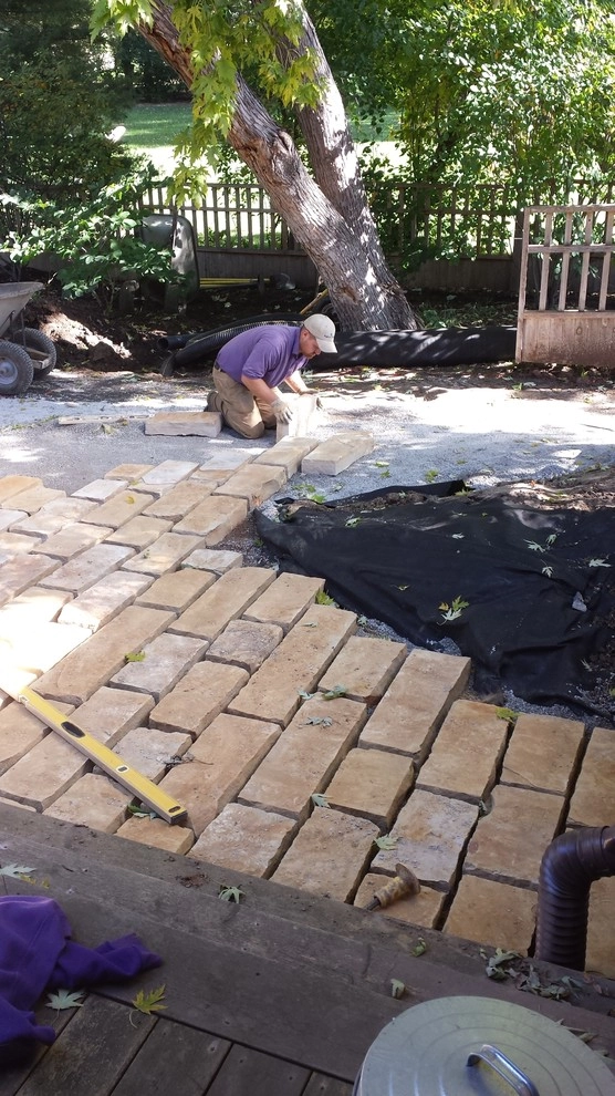 Side-yard Patio // Stormwater Management by Kinghorn Gardens - Photo 6
