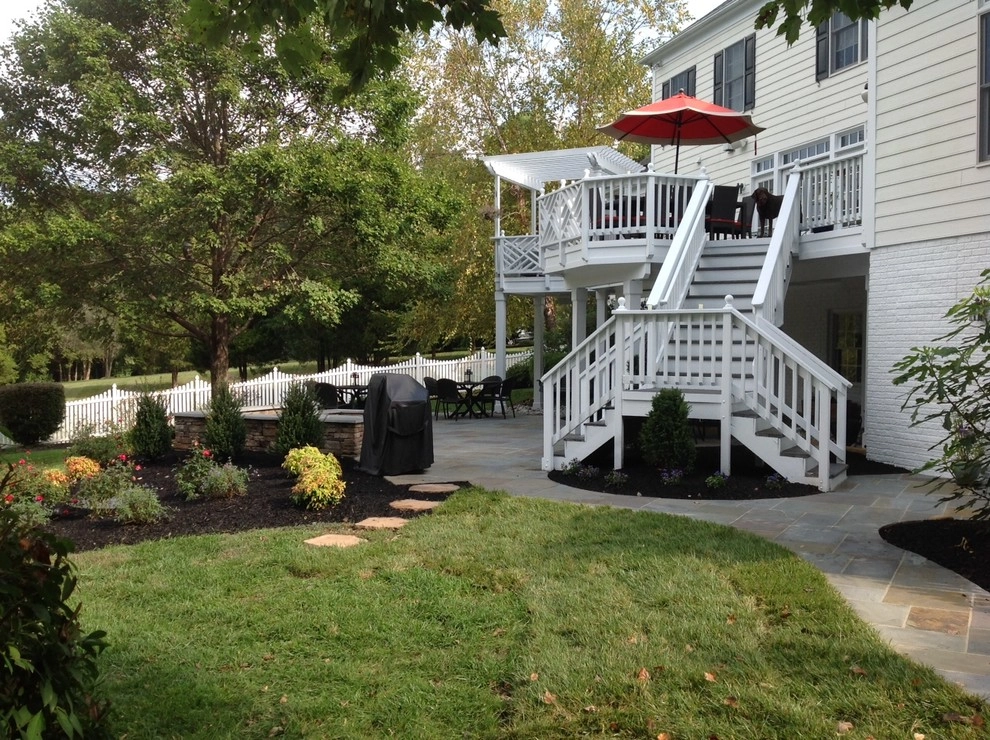 A Great Entertaining Area by Kingstowne Lawn & Landscape - Photo 3