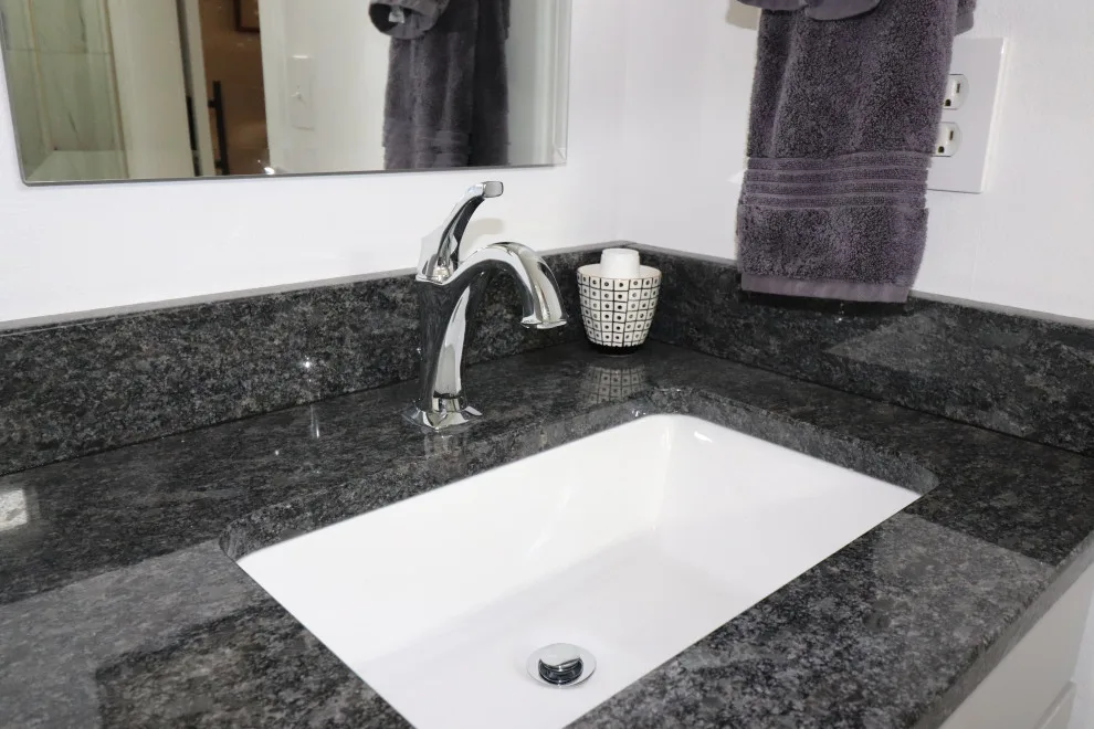 22nd Street - Two Bathroom Renovation by Nelson Tile And Stone - Photo 7