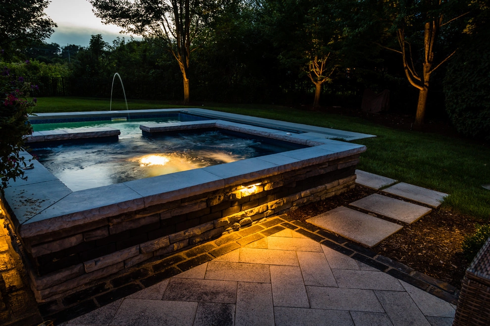 Modern Pool Design by Bruss Landscaping, Inc. - Photo 11