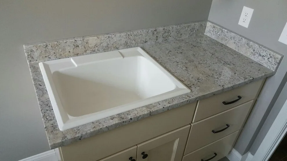 White Marble Alpha by Ohio Valley Solid Surface - Photo 5