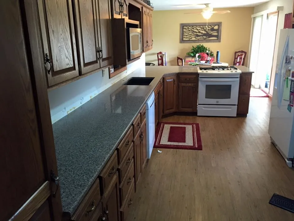 Quartz Countertops by Creative Surfaces Countertops - Photo 5