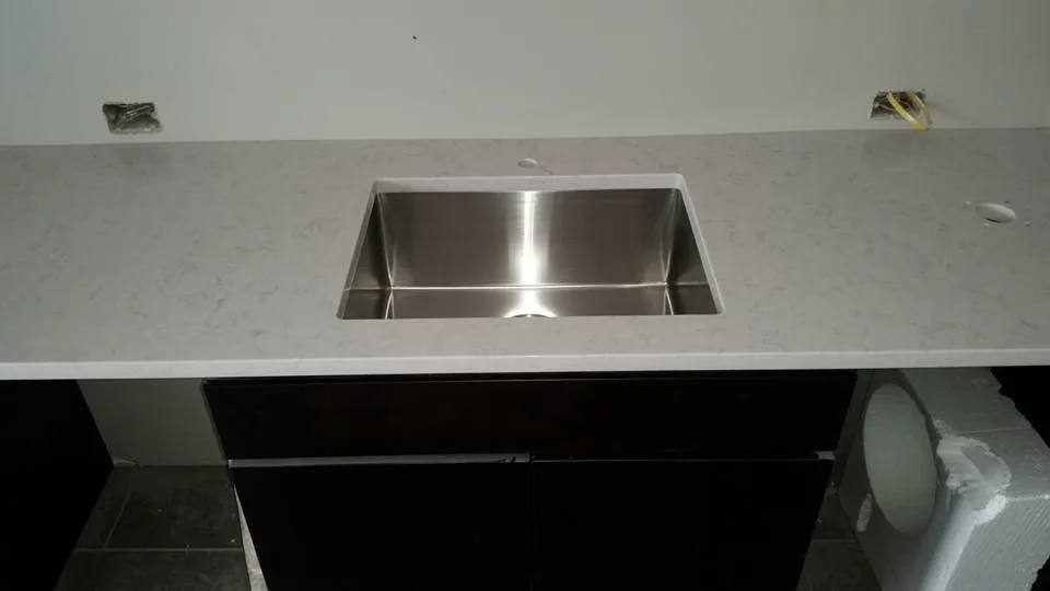 Quartz Countertops by Creative Surfaces Countertops - Photo 11