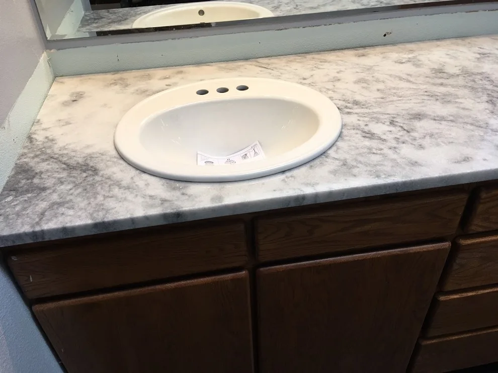 Tops Solid Surface - Photo 6