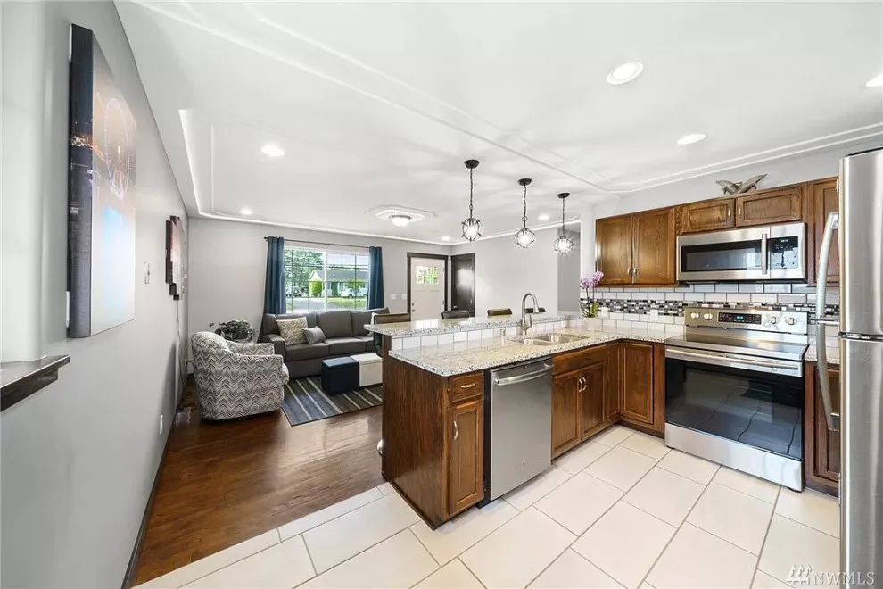 Stonework Kitchens by Tops Solid Surface - Photo 11
