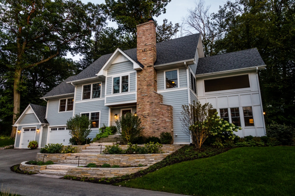 Traditional Front Entry by Bruss Landscaping, Inc. - Photo 3