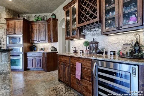 Mountain Echo Granite by Keystone Granite - Photo 3