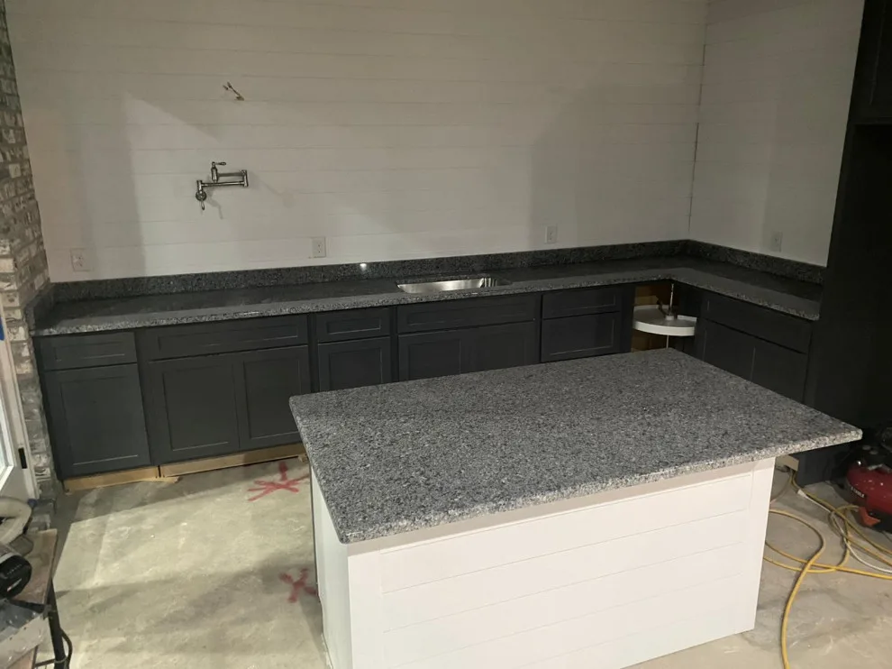 Platinum Blue Granite Outdoor Kitchen by Paradise Granite LLC - Photo 3