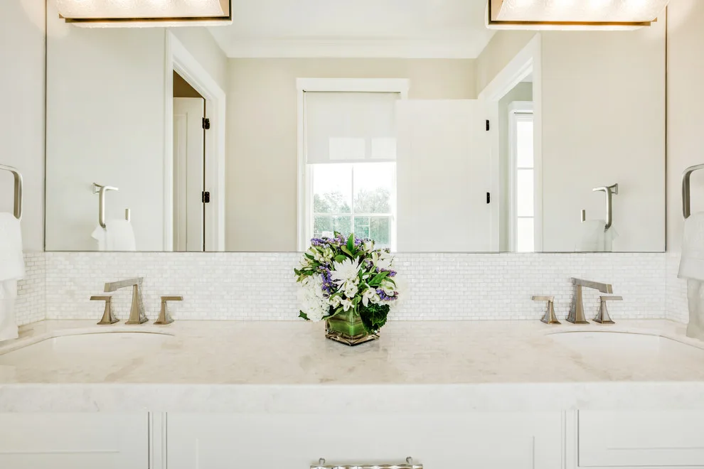 Backlit Onyx Gameroom with Transitional Design and Calacatta Marble Kitchen by Aria Stone Gallery - Photo 3