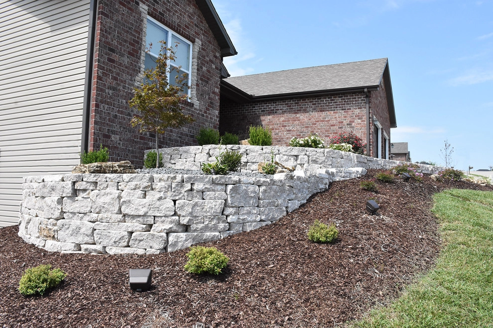 Kueker's Nursery And Landscaping - Photo 11