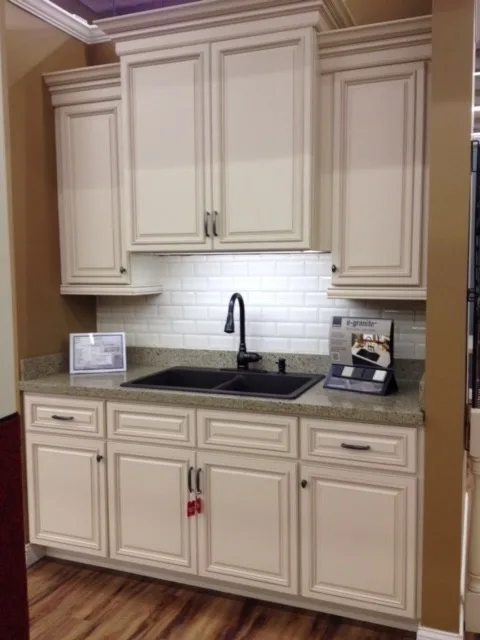 Splashback Inspirations by Midwest St. Louis - Photo 3