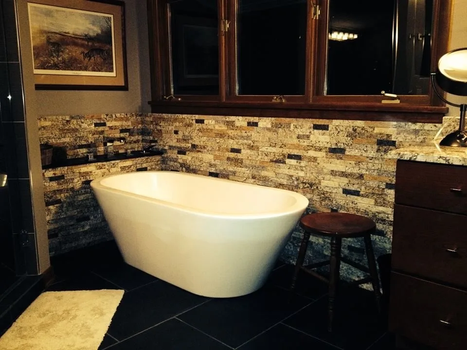 Bathroom Decor by A&E Recycled Granite, LLC - Photo 16